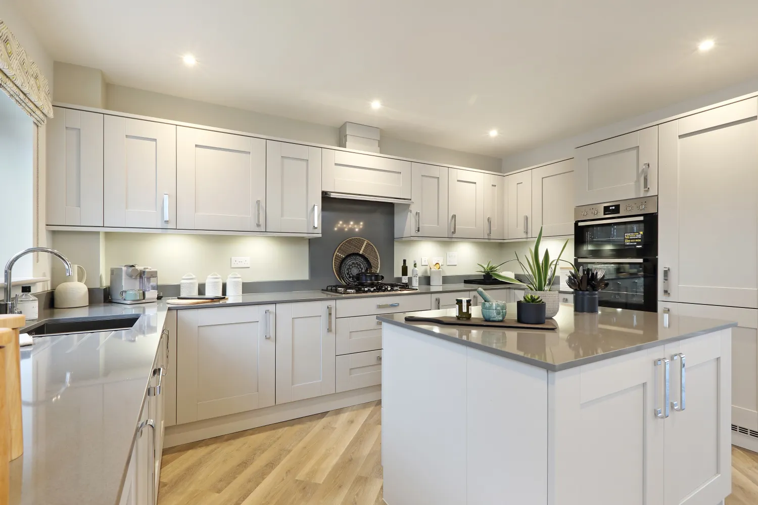 our_homes_kitchen_hero